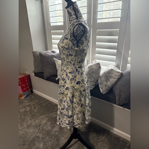 Floral Sleeveless Dress size 10 by Danny & Nicole - Picture 5 of 8